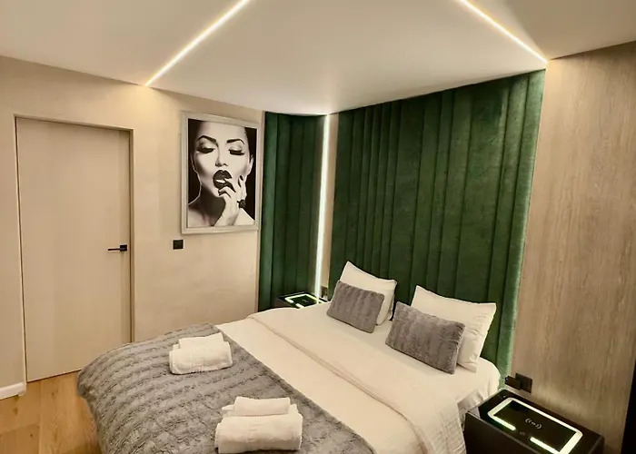 Apartment Jacuzzi Old Town Escape Bucharest