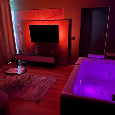 Apartment Jacuzzi Old Town Escape Bucharest