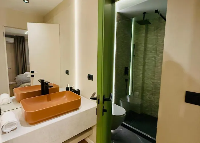 Jacuzzi Old Town Escape