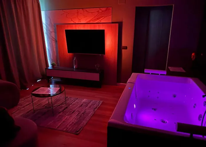 Apartment Jacuzzi Old Town Escape Bucharest